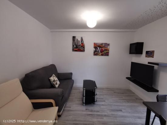 VIVIENDA DE 1 DORMITORIO REFORMADA CON ZONAS EXTERIORES Y CENTRICA - ALBACETE