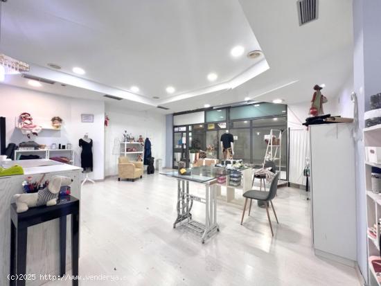 SINTECD2 VENDE: LOCAL COMERCIAL ACONDICIONADO EN LAS GALERÍAS XESTA. RE1316 - ORENSE