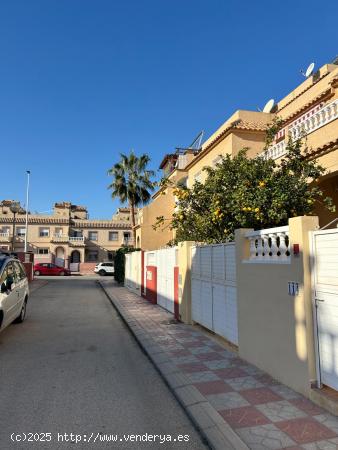 Adosado en urbanizacion Monte y Mar -Gran Alacant - ALICANTE