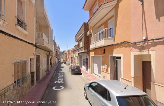 Se vende piso OKUPA en Molina de Segura (Murcia). - MURCIA