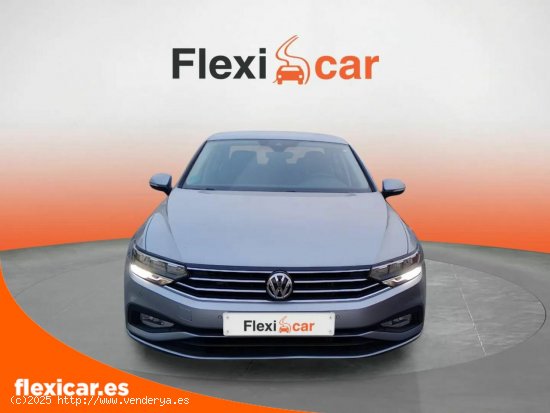 Volkswagen Passat 2.0 TDI 110kW (150CV) - Huércal de Almería