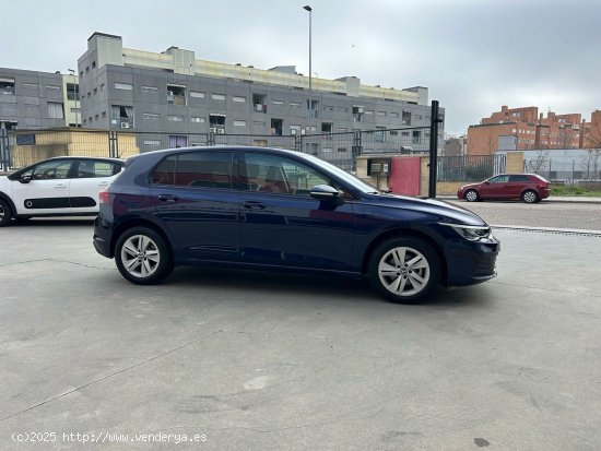 Volkswagen Golf Life 1.0 TSI 81kW (110CV) - Parla