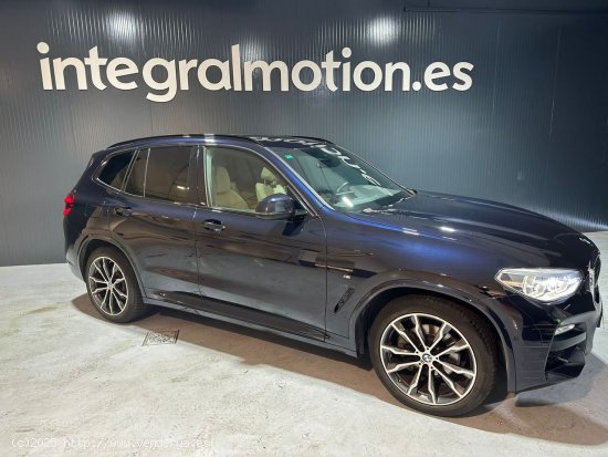 BMW X3 xDrive20d - Sada