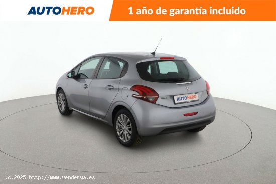 Peugeot 208 1.2 PureTech Signature - 