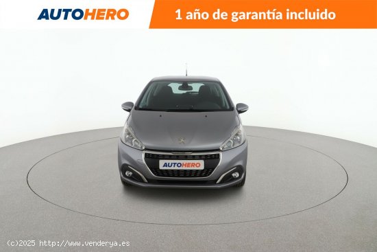 Peugeot 208 1.2 PureTech Signature - 