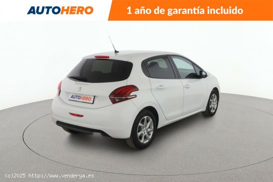 Peugeot 208 1.2 PureTech Active - 