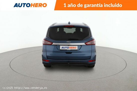 Ford S Max 2.0 TDCi EcoBlue Titanium - 