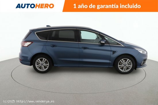 Ford S Max 2.0 TDCi EcoBlue Titanium - 