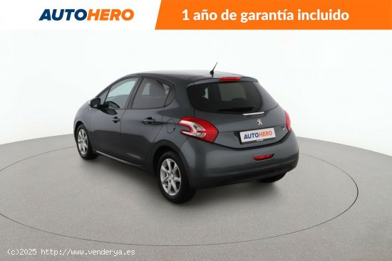 Peugeot 208 1.6 HDi Style - 