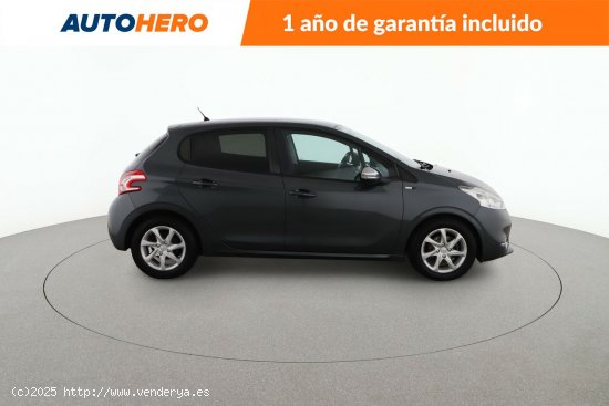 Peugeot 208 1.6 HDi Style - 