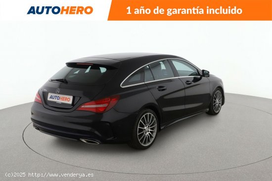 Mercedes CLA 200 Shooting Brake AMG Line - 