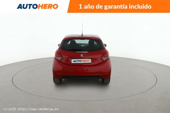 Peugeot 208 1.2 PureTech Allure - 