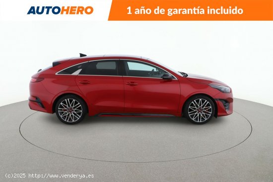 Kia ProCeed 1.6 TGDI GT - 