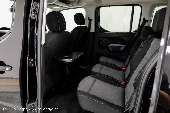 Toyota Proace City Verso 1.2L Family Active L1 Toyota Proace City Verso en Galicia: A Coruña, Lugo 