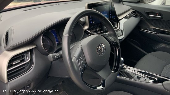 Toyota C-HR 1.8 VVT-I HYBRID ADVANCE AUTO 122 5P - Leganés