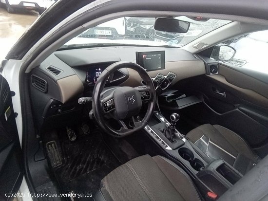 Ds Ds 3 Crossback Bluehdi 73 Kw Manual So Chic - Leganés