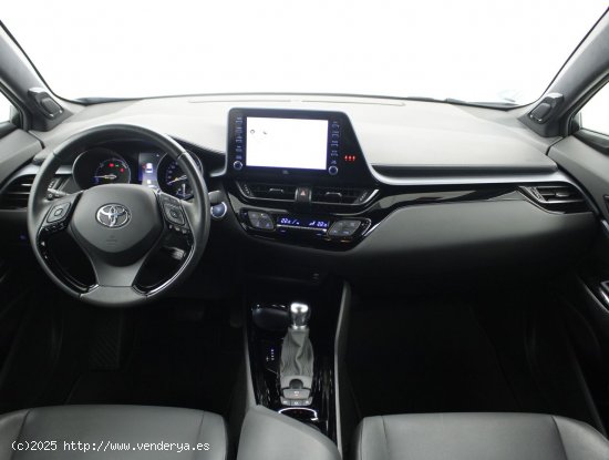 Toyota C-HR 2.0 VVT I-HYBRID ADVANCE AUTO 5P - 