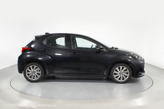 Toyota Yaris 1.5 VVT-I HEV ACTIVE TECH 5P - 