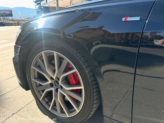 Audi A6 AVANT 55 TFSI e QUATTRO BLACKLINE - Puigcerdà