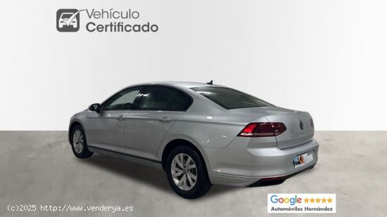 Volkswagen Passat Bussines 2.0 TDI 150 c.v - Córdoba