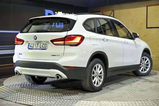 BMW X1   sDrive18dA Business - 