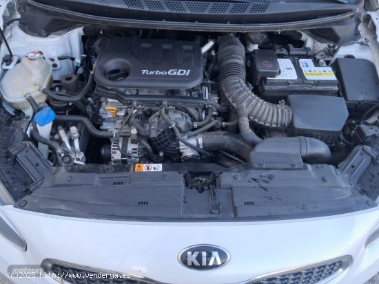 Kia Pride gt line 1.0i 120cv de 2018 con 170.000 Km por 9.750 EUR. en Madrid