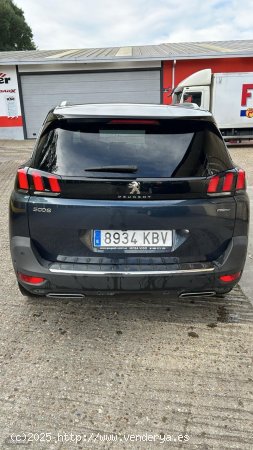 Peugeot 5008 Blue HDI GT Line 120 cv de 2017 con 139.000 Km por 17.950 EUR. en Pontevedra