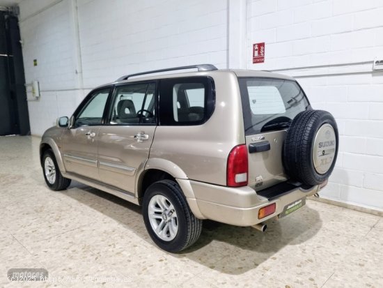 Suzuki Grand Vitara Xl-7 de 2005 con 120.000 Km por 5.500 EUR. en Sevilla