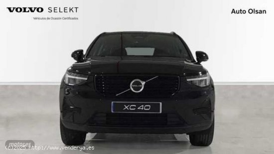 Volvo XC40 Plus, B3 Mild Hybrid, Gasolina, Dark de 2024 con 8.000 Km por 37.900 EUR. en Burgos