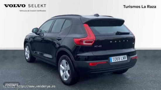 Volvo XC40 TODOTERRENO 1.5 T2 MOMENTUM CORE 129CV 5P de 2021 con 39.173 Km por 25.350 EUR. en Sevill