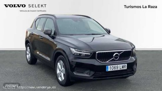 Volvo XC40 TODOTERRENO 1.5 T2 MOMENTUM CORE 129CV 5P de 2021 con 39.173 Km por 25.350 EUR. en Sevill