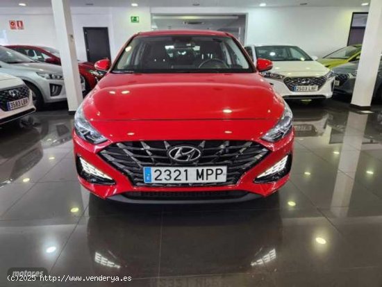 Hyundai i30 1.0 TGDI 48V Klass de 2024 con 19.709 Km por 20.900 EUR. en Madrid