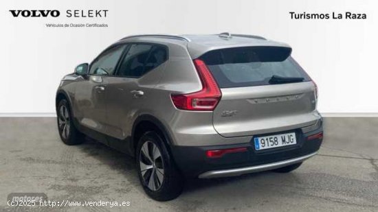 Volvo XC40 TODOTERRENO 1.5 T2 CORE AUTOMATICO 129CV 5P de 2023 con 28.352 Km por 31.900 EUR. en Sevi