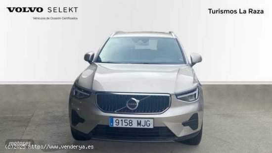 Volvo XC40 TODOTERRENO 1.5 T2 CORE AUTOMATICO 129CV 5P de 2023 con 28.352 Km por 31.900 EUR. en Sevi