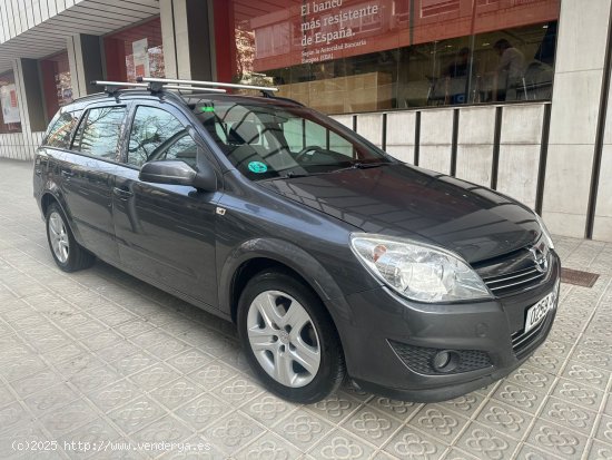 Opel Astra 1.6 16v Energy SW - Barcelona