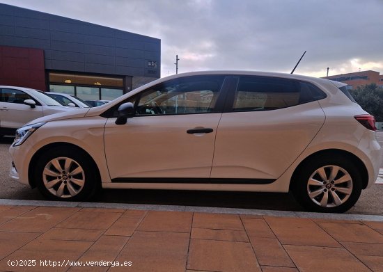 Renault Clio BUSINESS SCE 72CV. MUY BUEN ESTADO Y MUY EQUIPADO - Mollet