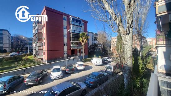 GESPAIN PARQUE EUROPA VENDE VIVIENDA DE TRES DORMITORIOS - MADRID