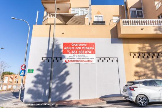 HUERCAL ALMERIA - LOCAL COMERCIAL EN ESQUINA 3 CALLES - 140 M2 - 5,65M ALTURA - CAPACIDAD DOBLAR - A