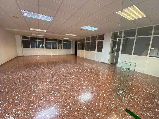 LOCAL DE 230M2 EN SAN VICENTE DEL RASPEIG 990€ mas IVA - ALICANTE