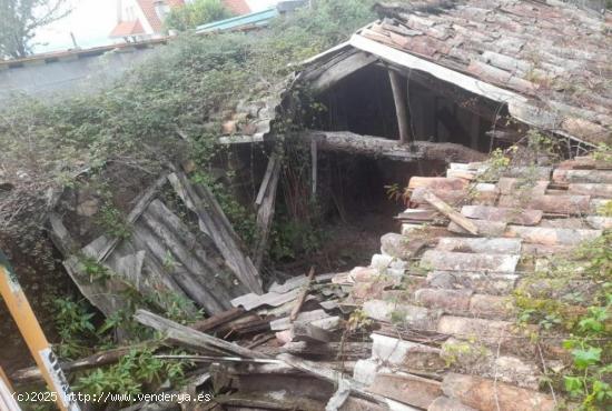 TERRENO EN VILAGARCIA CON CONSTRUCCION EN RUINAS - PONTEVEDRA