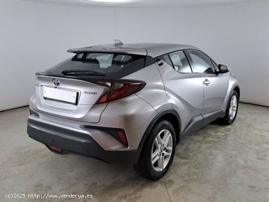 Toyota C-HR 1.8 125H Advance - Navalcarnero