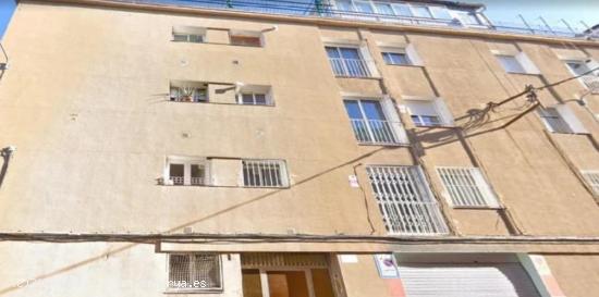 Piso okupado en venta en calle Espriu - BARCELONA