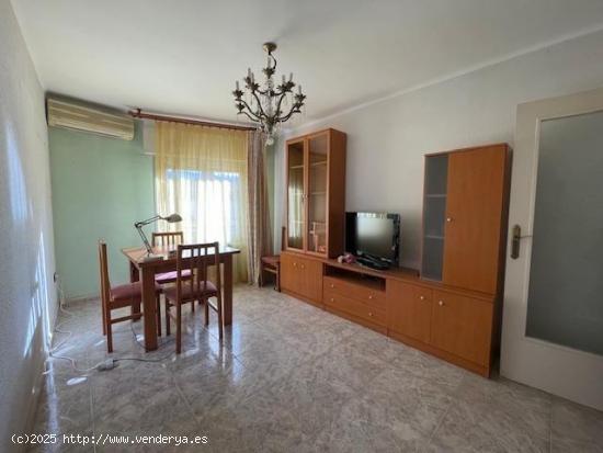  Se Vende en Hospitalet de Llobregat - BARCELONA 