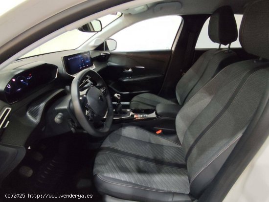 Peugeot 208   Gasolina 100 Allure - 