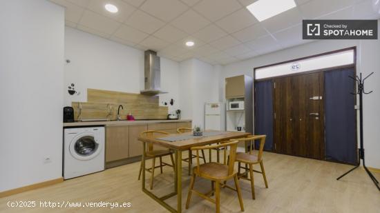 Apartamento de 1 dormitorio en alquiler en Poblados Marítimos - VALENCIA