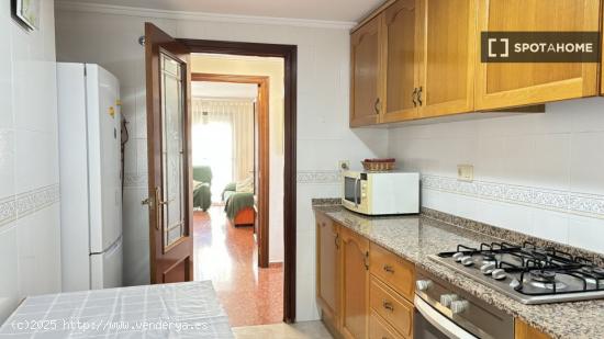 Piso entero de 4 habitaciones en Valencia. - VALENCIA