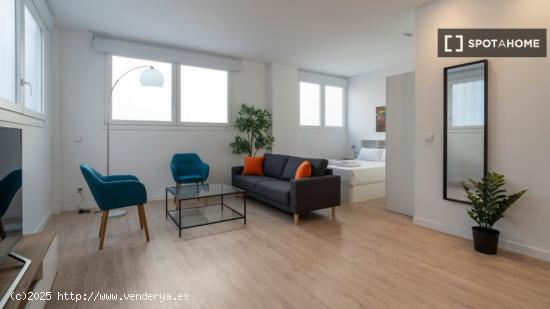 Precioso apartamento estudio en alquiler en Valencia - VALENCIA