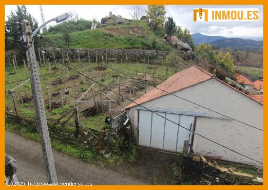 Se vende terreno con cobertizo en Muimenta, Carballeda De Avia, Ourense. - ORENSE