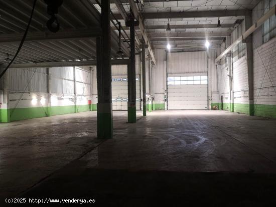 Alquiler de Nave industrial en Maliaño - CANTABRIA