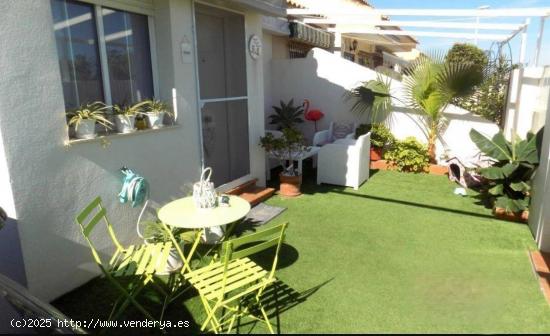 CHALET  FRENTE A LAS SALINAS DEL MAR MENOR. - MURCIA